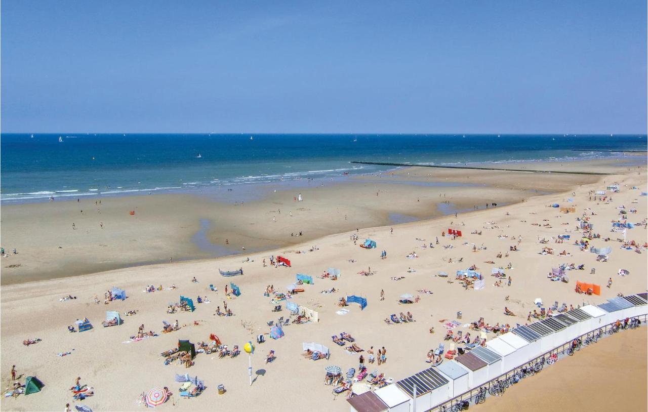 Awesome apartment in Oostende with Outdoor swimming pool, WiFi&1 Bedrooms Buitenkant foto
